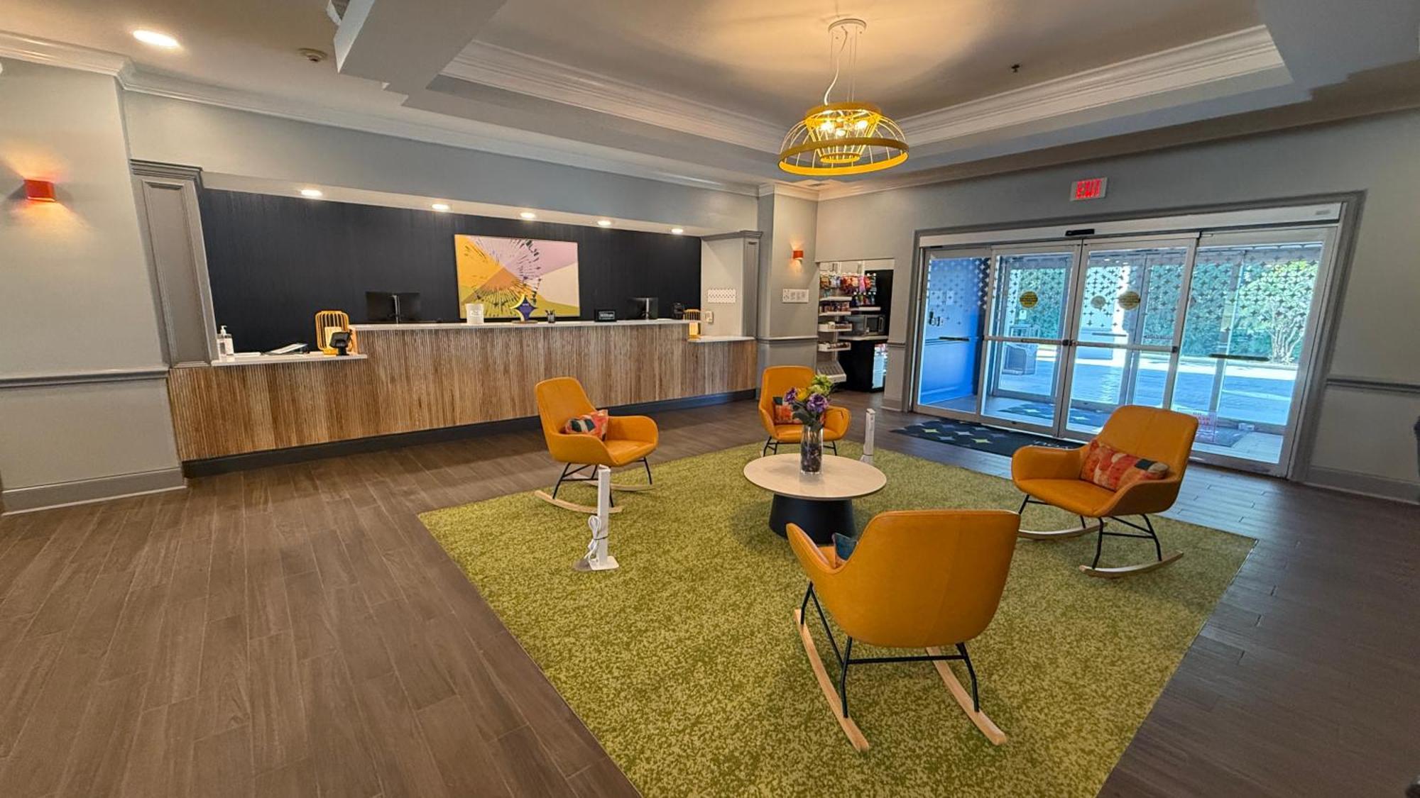 Spark By Hilton Brandon Exterior foto