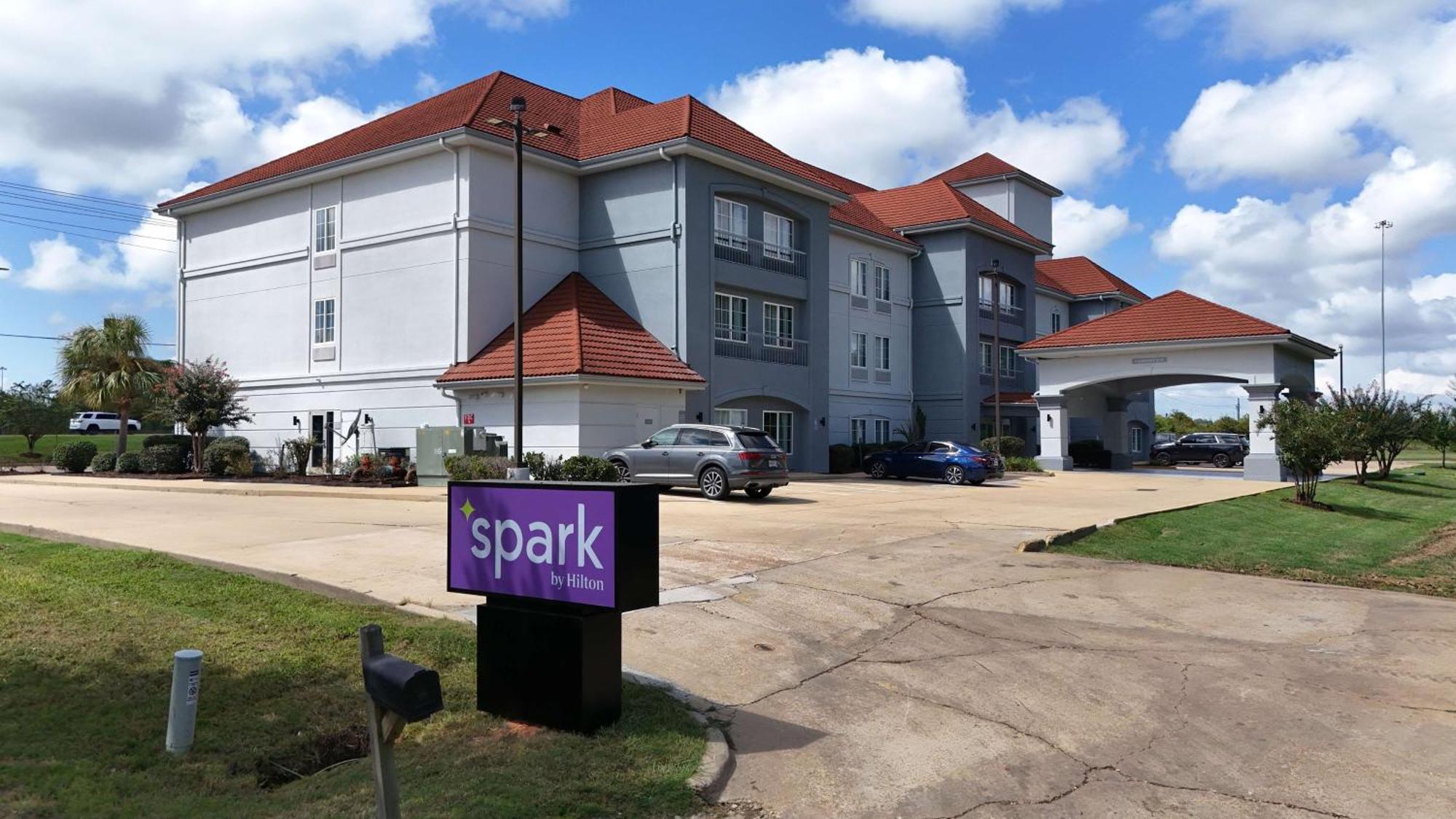 Spark By Hilton Brandon Exterior foto
